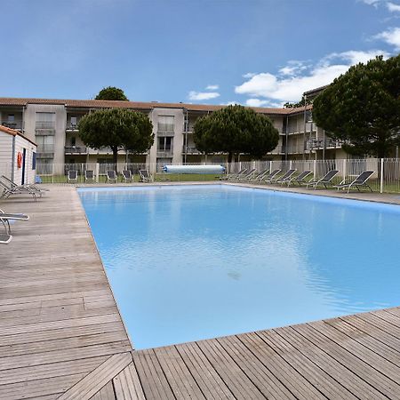 Vacanceole - Le Domaine Du Chateau - La Rochelle / Ile De Re Лагор Екстер'єр фото