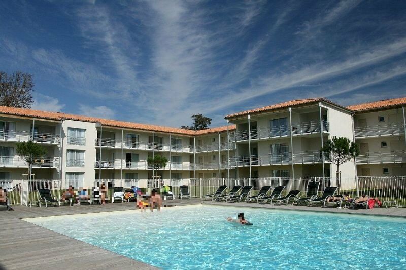 Vacanceole - Le Domaine Du Chateau - La Rochelle / Ile De Re Лагор Екстер'єр фото
